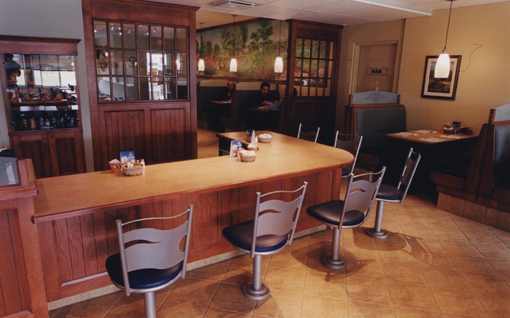 Travelodge By Wyndham דראמונדוויל מראה חיצוני תמונה